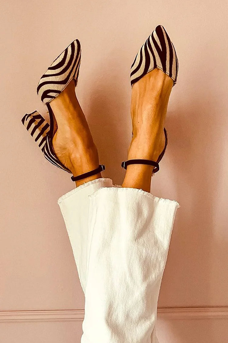 Keren | Højhælede sko med spids og zebra mønster