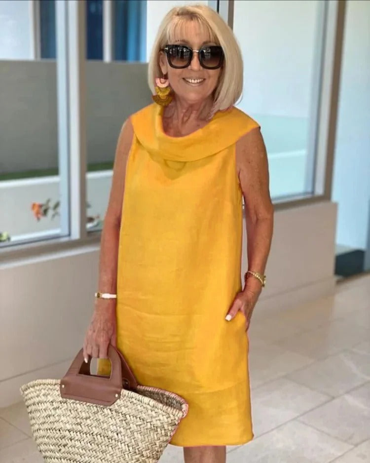 Liora – Elegant linnedkjole med detaljeret krave