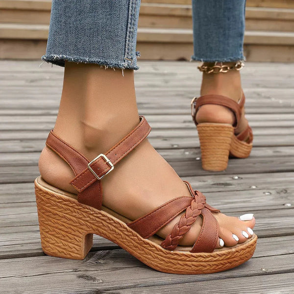 Aurevina | Ortopædiske Sandaler