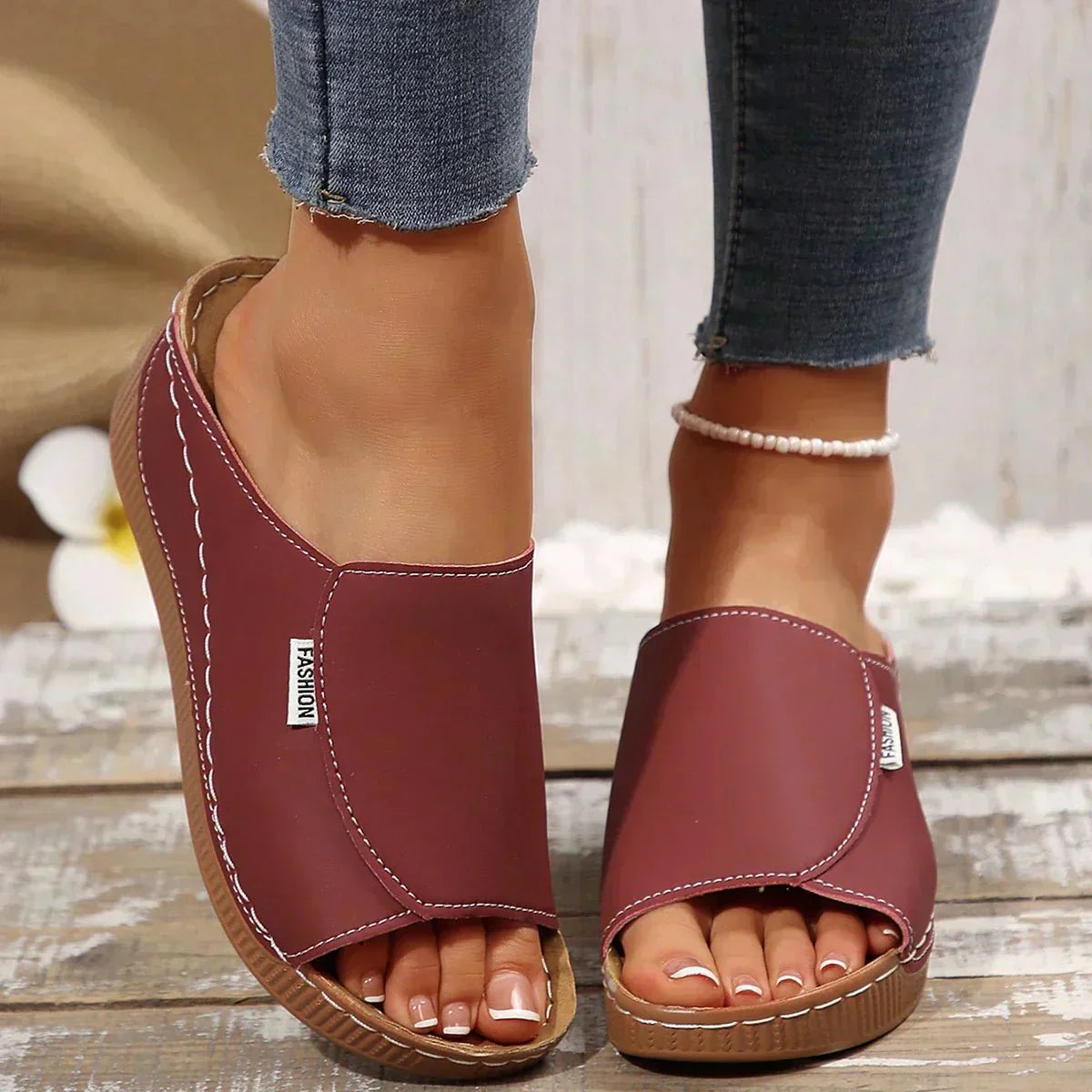 Elvoria | Slip-On Sandaler
